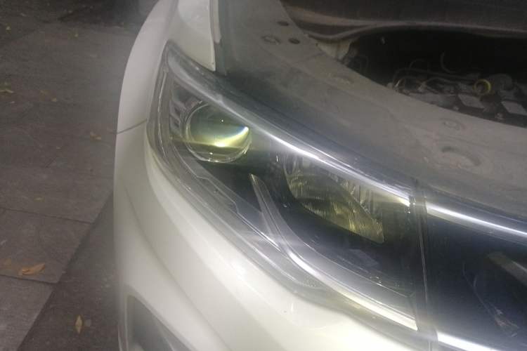 Used CHANGAN CS35PLUS 2019 1.6L Manual E-Link Upgrade Edition Right Front Headlight