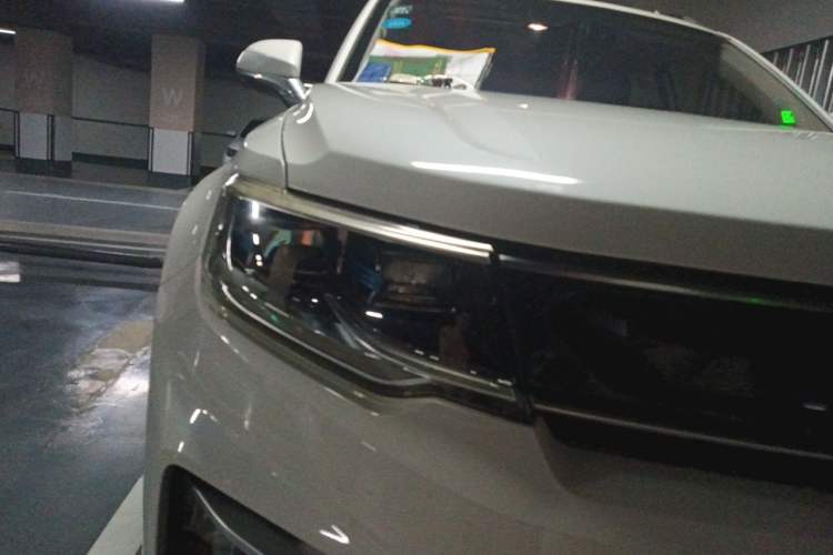 Used CHANGAN CS35PLUS 2019 1.6L Automatic CoolLink Edition Right Front Headlight