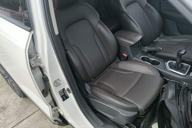 Used CHANGAN CS35PLUS 2019 1.6L Manual Chuanlian Edition Right Front Seat