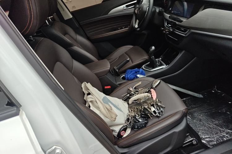 Used CHANGAN CS35PLUS 2019 1.6L Manual Chuanlian Edition Right Front Seat
