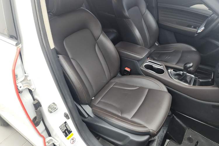 Used CHANGAN CS35PLUS 2019 1.6L Manual Cool Edition Right Front Seat