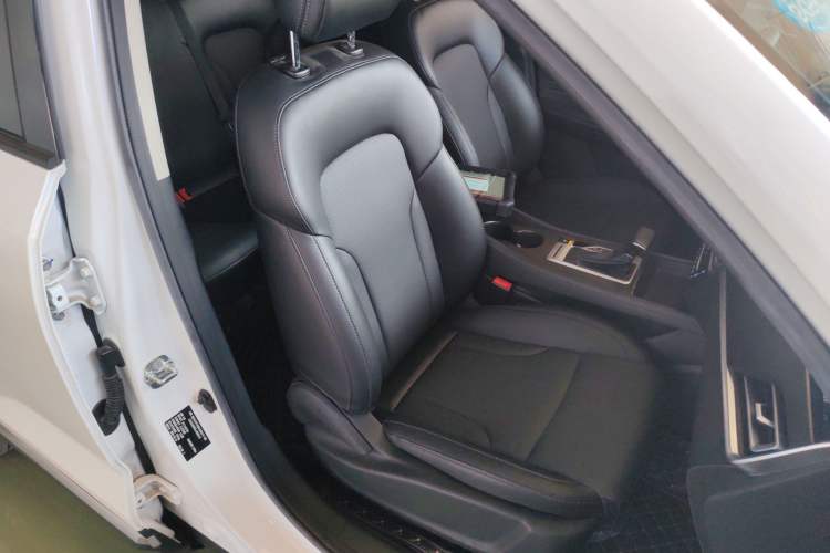 Used CHANGAN CS35PLUS 2019 1.4T DCT Chuanlian Blue Whale Edition Right Front Seat