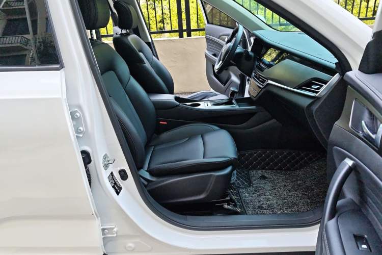 Used CHANGAN CS35PLUS 2019 1.4T DCT Chuanlian Blue Whale Edition Right Front Seat