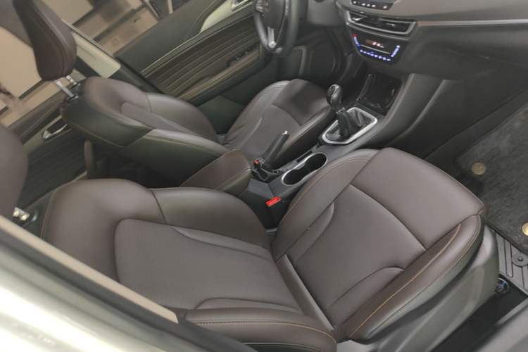 Used CHANGAN CS35PLUS 2019 1.6L Manual Chuanlian Edition Right Front Seat