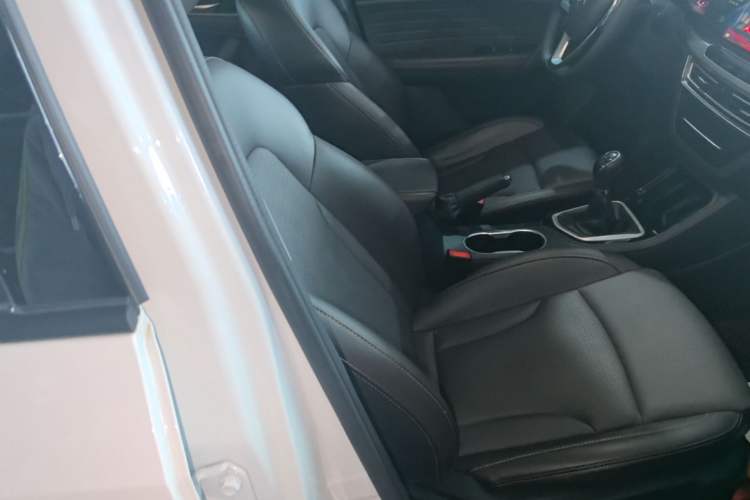 Used CHANGAN CS35PLUS 2019 1.6L Manual Chuanlian Edition Right Front Seat