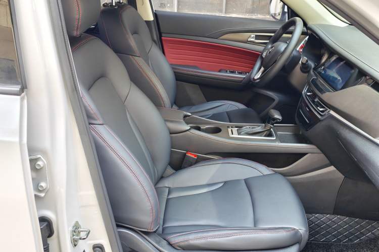 Used CHANGAN CS35PLUS 2019 1.4T DCT CoolLink Blue Whale Edition Right Front Seat