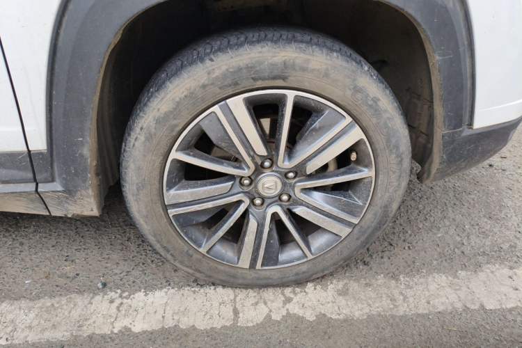 Used CHANGAN CS35PLUS 2019 1.6L Manual Chuanlian Edition Right Front Wheel Hub