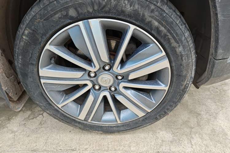 Used CHANGAN CS35PLUS 2019 1.6L Automatic Changlian Edition Right Front Wheel Hub
