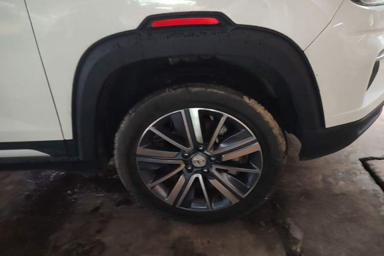 Used CHANGAN CS35PLUS 2019 1.6L Manual Chuanlian Edition Right Front Wheel Hub