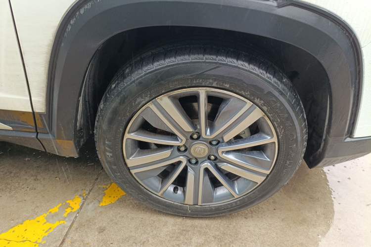 Used CHANGAN CS35PLUS 2019 1.4T DCT Chuanlian Blue Whale Edition Right Front Wheel Hub