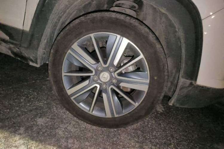Used CHANGAN CS35PLUS 2019 1.6L Manual Chuanlian Edition Right Front Wheel Hub