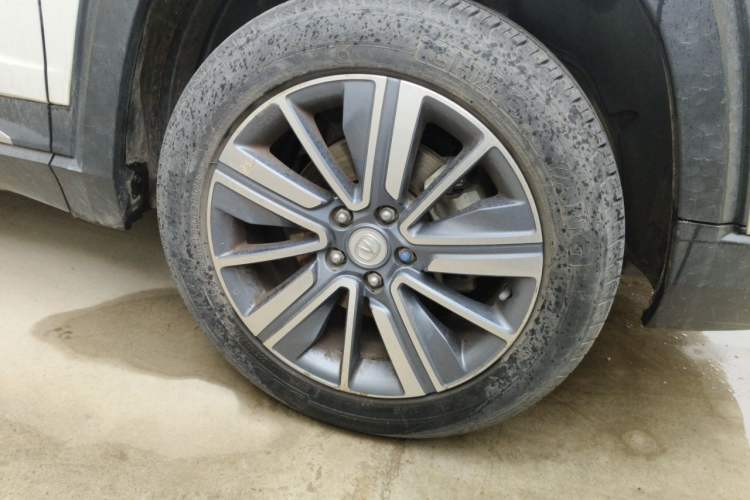 Used CHANGAN CS35PLUS 2019 1.6L Manual Chuanlian Edition Right Front Wheel Hub