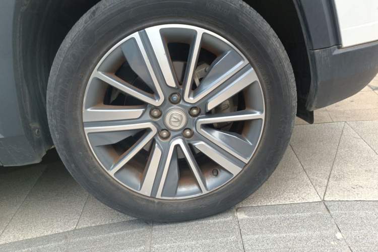 Used CHANGAN CS35PLUS 2019 1.6L Manual Cool Edition Right Front Wheel Hub