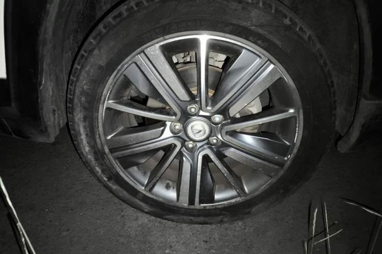 Used CHANGAN CS35PLUS 2019 1.6L Automatic Changlian Edition Right Front Wheel Hub