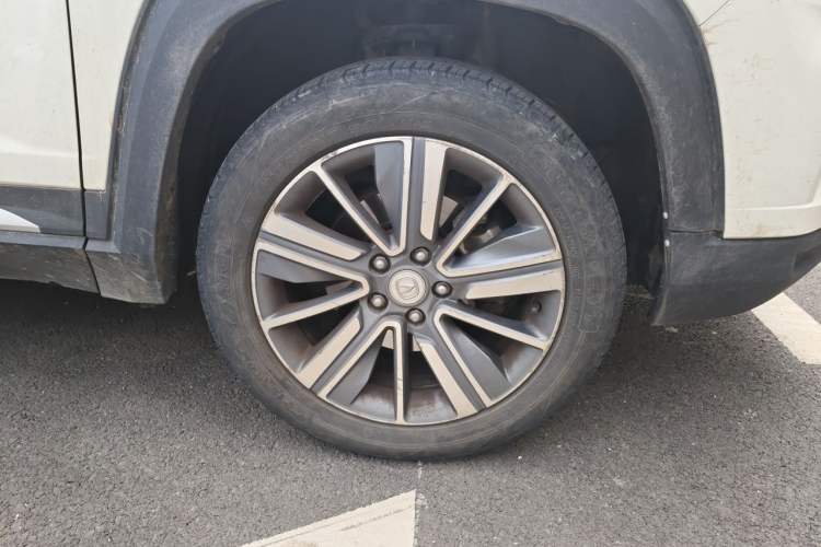 Used CHANGAN CS35PLUS 2019 1.6L Manual Chuanlian Edition Right Front Wheel Hub