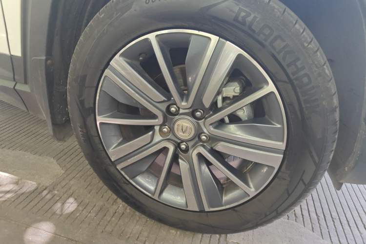 Used CHANGAN CS35PLUS 2019 1.4T DCT Chuanlian Blue Whale Edition Right Front Wheel Hub