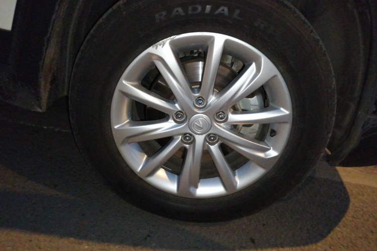 Used CHANGAN CS35PLUS 2019 1.6L Manual E-Link Upgrade Edition Right Front Wheel Hub