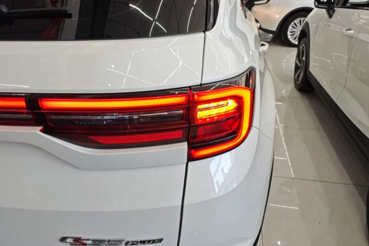 Used CHANGAN CS35PLUS 2019 1.4T DCT CoolLink Blue Whale Edition Right Rear Taillight