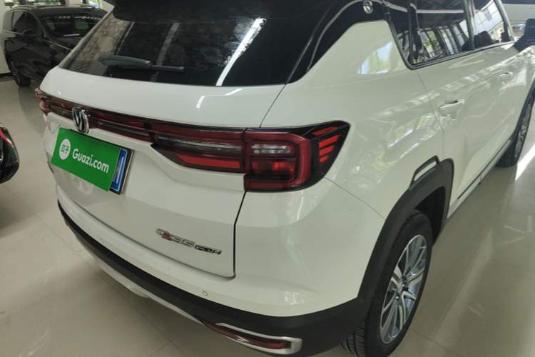 Used CHANGAN CS35PLUS 2019 1.6L Manual Chuanlian Edition Right Rear Taillight