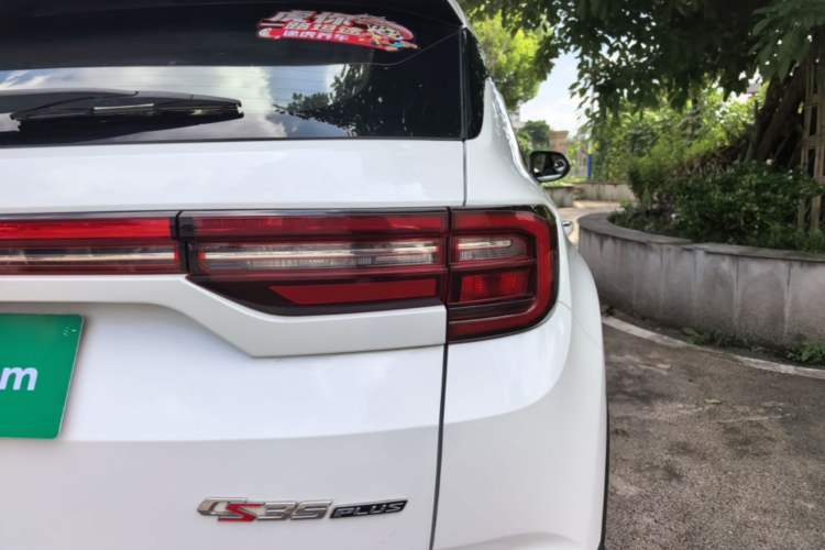 Used CHANGAN CS35PLUS 2019 1.6L Manual Chuanlian Edition Right Rear Taillight