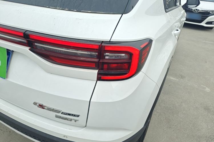 Used CHANGAN CS35PLUS 2019 1.4T DCT Chuanlian Blue Whale Edition Right Rear Taillight