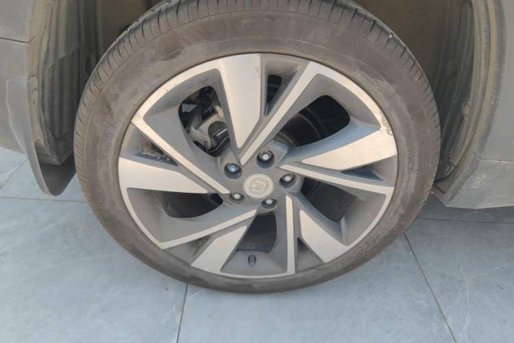 Used CHANGAN CS35PLUS 2019 1.4T DCT CoolLink Blue Whale Edition Right Rear Wheel Hub