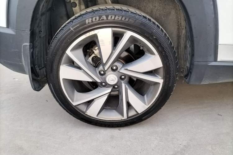 Used CHANGAN CS35PLUS 2019 1.4T DCT CoolLink Blue Whale Edition Right Rear Wheel Hub