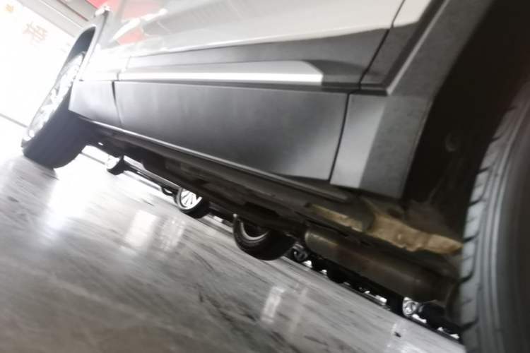 Used CHANGAN CS35PLUS 2019 1.6L Automatic Yue Lian Upgrade Edition Right Side Sill