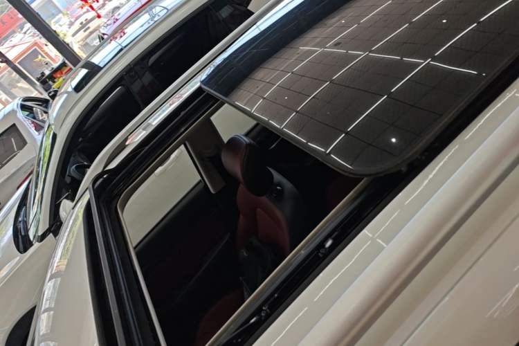 Used CHANGAN CS35PLUS 2019 1.4T DCT CoolLink Blue Whale Edition Roof