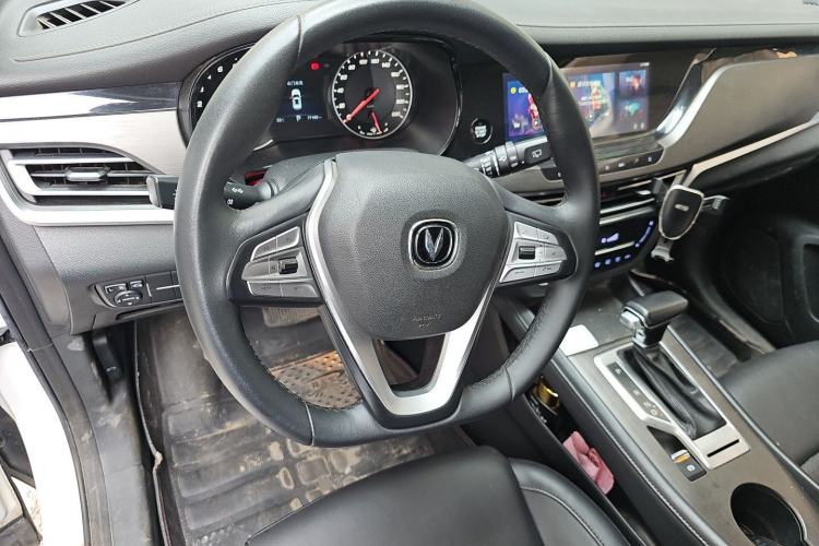 Used CHANGAN CS35PLUS 2019 1.4T DCT Chuanlian Blue Whale Edition Steering Wheel
