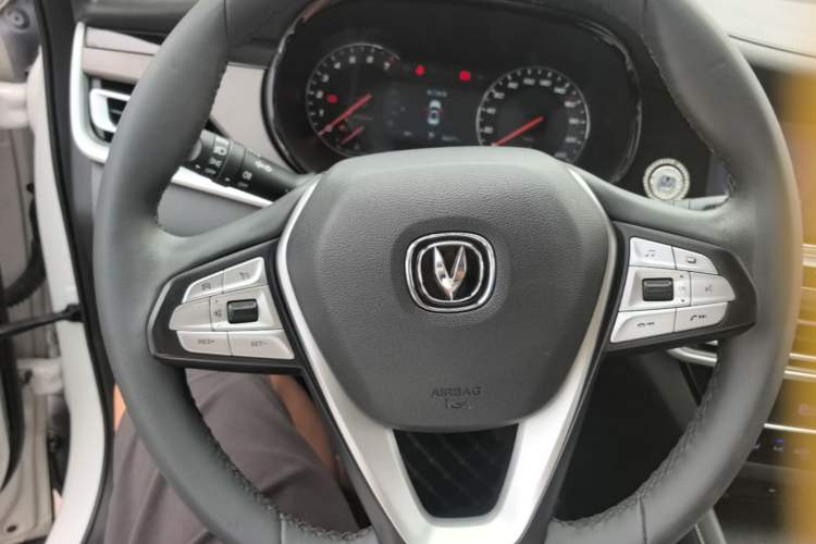 Used CHANGAN CS35PLUS 2019 1.4T DCT Chuanlian Blue Whale Edition Steering Wheel