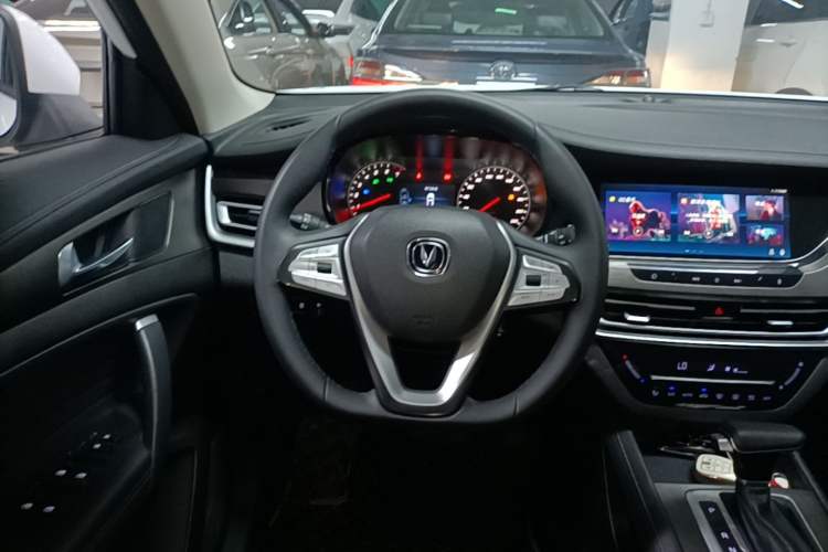 Used CHANGAN CS35PLUS 2019 1.4T DCT Chuanlian Blue Whale Edition Steering Wheel