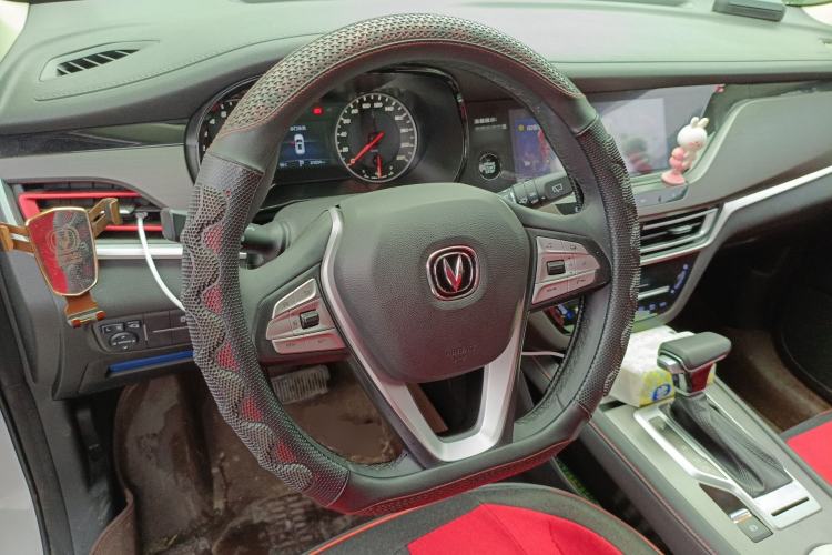 Used CHANGAN CS35PLUS 2019 1.4T DCT Chuanlian Blue Whale Edition Steering Wheel