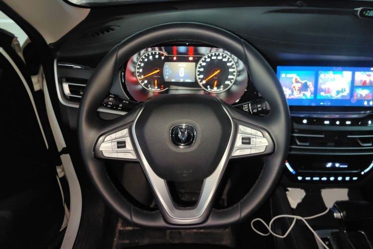 Used CHANGAN CS35PLUS 2019 1.4T DCT Chuanlian Blue Whale Edition Steering Wheel