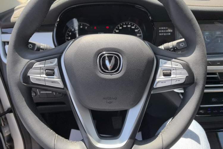 Used CHANGAN CS35PLUS 2019 1.6L Manual Chuanlian Edition Steering Wheel