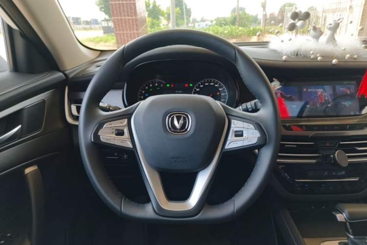 Used CHANGAN CS35PLUS 2019 1.4T DCT Chuanlian Blue Whale Edition Steering Wheel