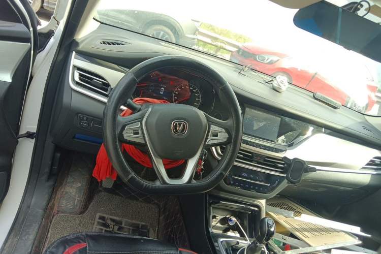 Used CHANGAN CS35PLUS 2019 1.6L Manual E-Link Upgrade Edition Steering Wheel