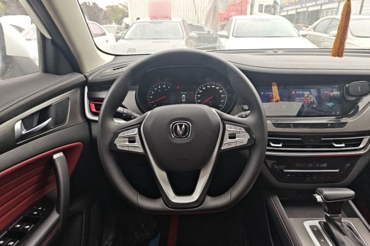 Used CHANGAN CS35PLUS 2019 1.4T DCT Chuanlian Blue Whale Edition Steering Wheel