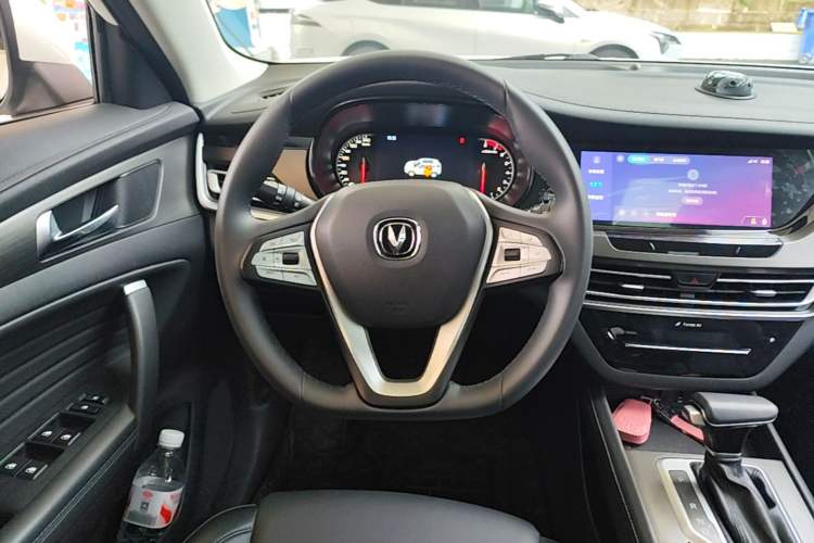 Used CHANGAN CS35PLUS 2019 1.4T DCT Smart Connect Blue Whale Edition Steering Wheel