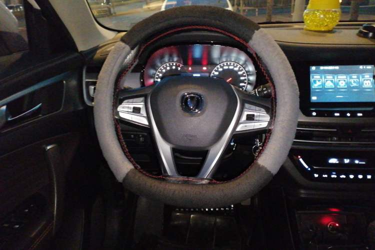 Used CHANGAN CS35PLUS 2019 1.6L Manual E-Link Upgrade Edition Steering Wheel