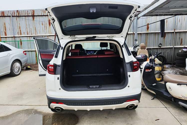 Used CHANGAN CS35PLUS 2019 1.4T DCT Chuanlian Blue Whale Edition Trunk
