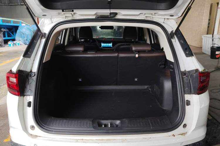 Used CHANGAN CS35PLUS 2019 1.6L Manual Chuanlian Edition Trunk