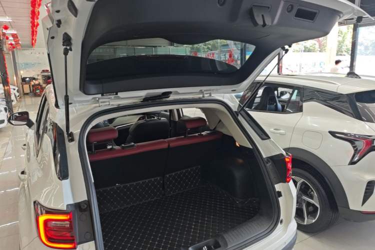 Used CHANGAN CS35PLUS 2019 1.4T DCT CoolLink Blue Whale Edition Trunk
