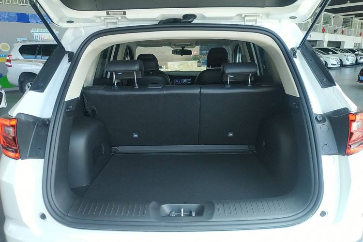 Used CHANGAN CS35PLUS 2019 1.4T DCT CoolLink Blue Whale Edition Trunk