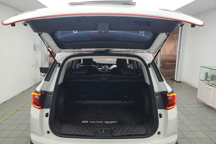 Used CHANGAN CS35PLUS 2019 1.6L Manual Cool Edition Trunk