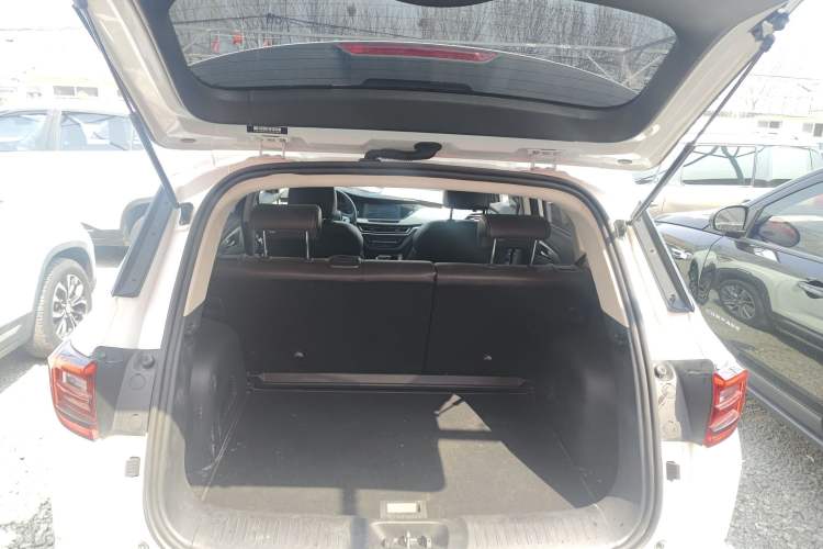 Used CHANGAN CS35PLUS 2019 1.6L Automatic Changlian Edition Trunk