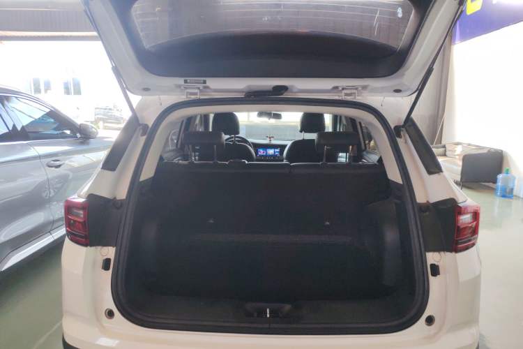 Used CHANGAN CS35PLUS 2019 1.4T DCT Chuanlian Blue Whale Edition Trunk