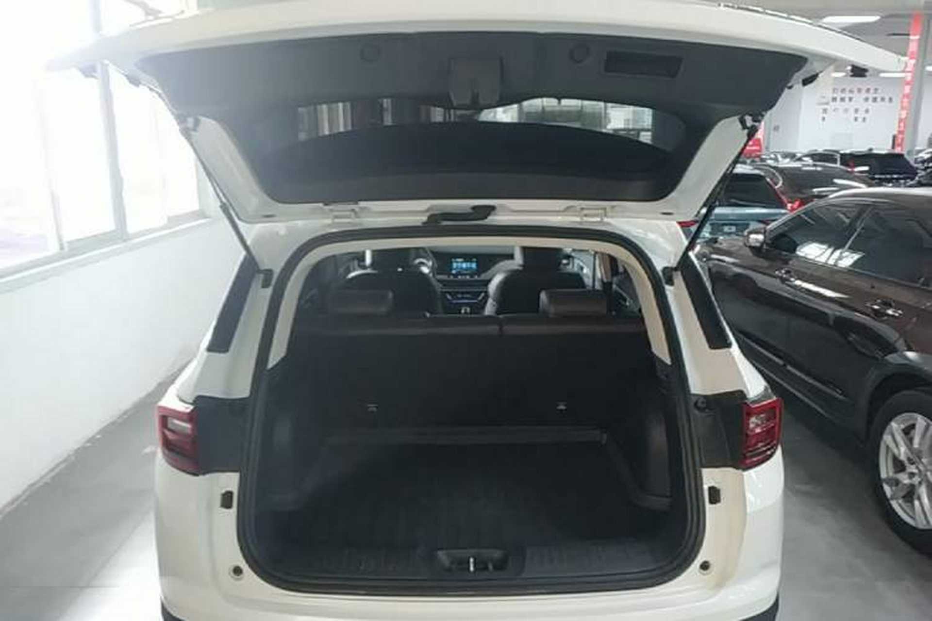 Used CHANGAN CS35PLUS 2019 1.6L Manual E-Link Upgrade Edition Trunk