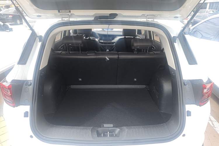 Used CHANGAN CS35PLUS 2019 1.6L Manual Chuanlian Edition Trunk