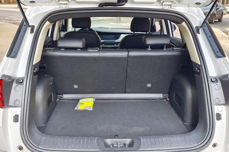 Used CHANGAN CS35PLUS 2019 1.4T DCT CoolLink Blue Whale Edition Trunk